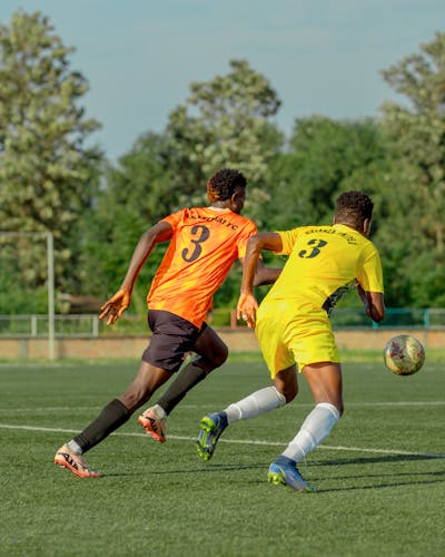 PSG chuyển đổi sơ đồ: 4-3-3 vs 3-4-2-1